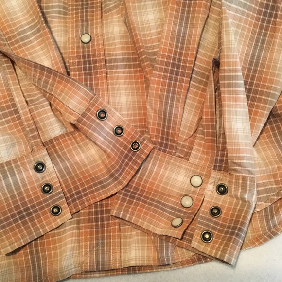 Lucky Brand Distinctive Western top, size Medium - Picture 4 of 4